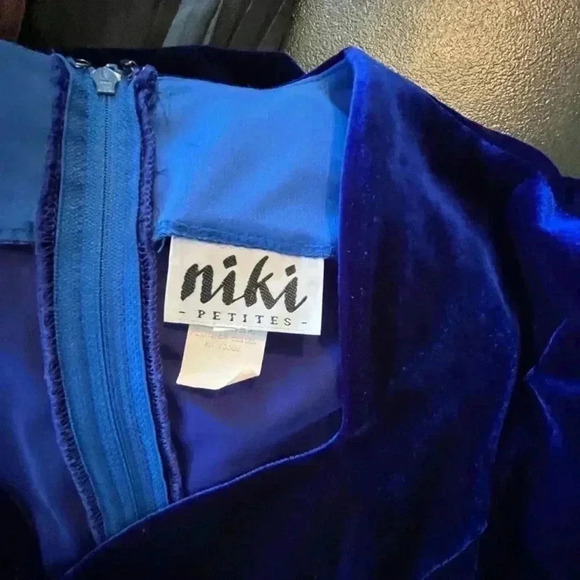 VINTAGE ~Niki Petites~ Velvet Dress - Size 6 - Picture 4 of 5